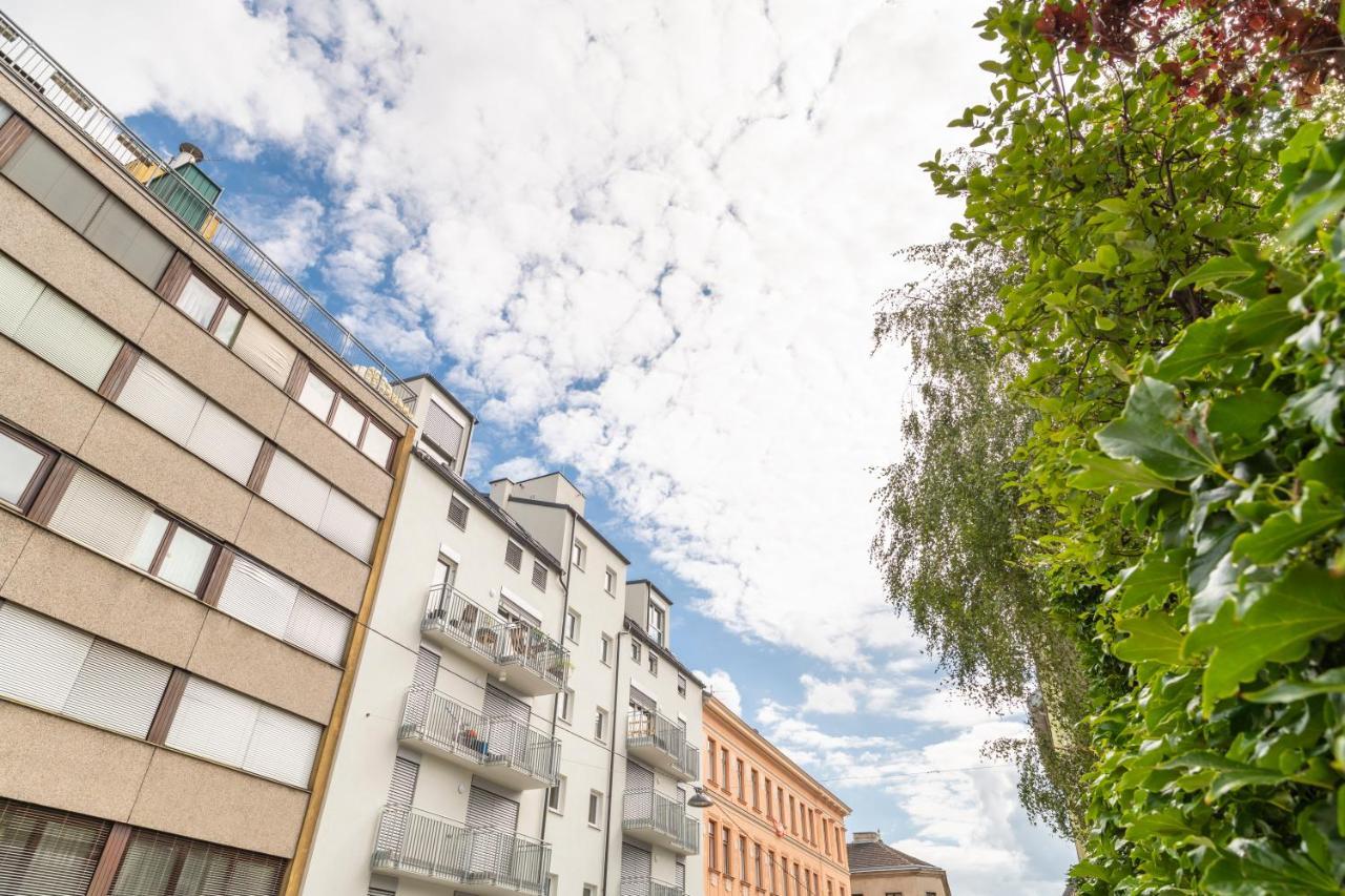 Micro Rooftop Penzing Vienna Exterior photo