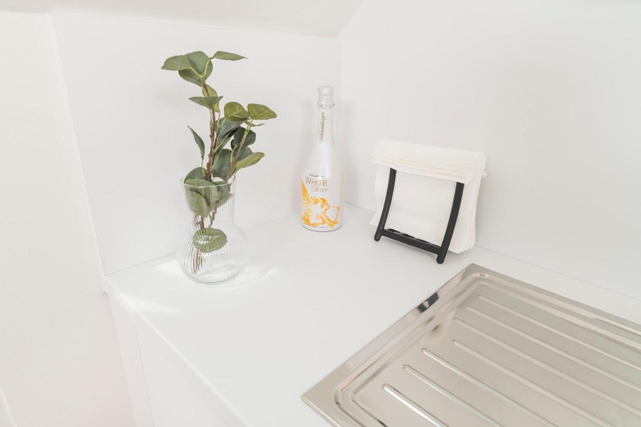 Micro Rooftop Penzing Vienna Exterior photo